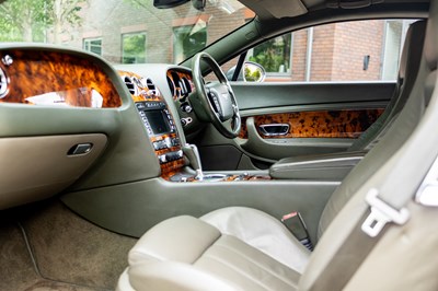 Lot 2004 Bentley Continental GT