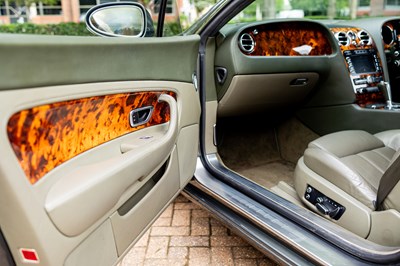 Lot 2004 Bentley Continental GT
