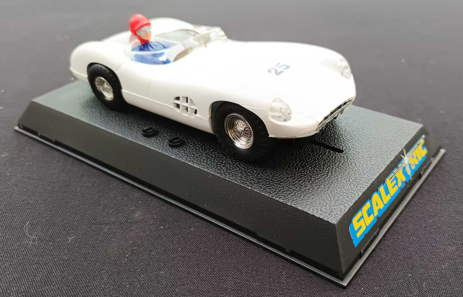 Lot Scalextric Aston Martin DBR1 finished in White