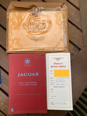 Lot 1969 Jaguar E-Type Series II 2+2