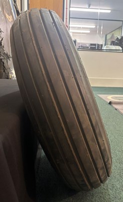 Lot Military Dunlop Aircraft Wheel & Tyre Assembly