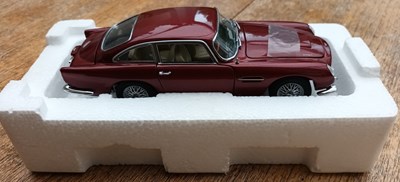 Lot Aston Martin DB5 Model