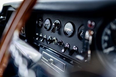 Lot 1963 Jaguar E-Type Series I Roadster (3.8 litre)