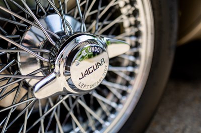 Lot 1963 Jaguar E-Type Series I Roadster (3.8 litre)