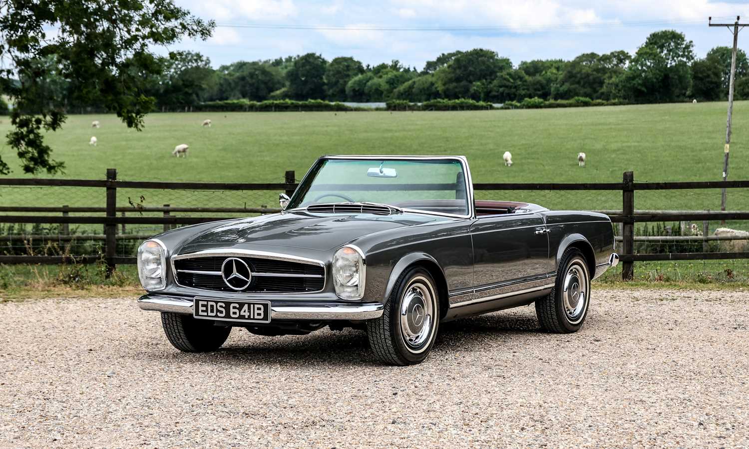 Lot 1964 Mercedes-Benz 230 SL Pagoda