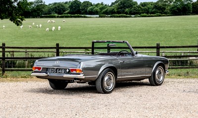 Lot 1964 Mercedes-Benz 230 SL Pagoda