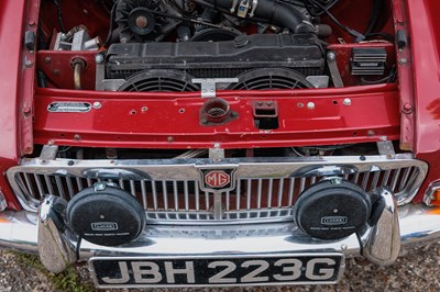 Lot 1969 MGB V8 Roadster
