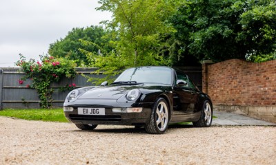 Lot 1995 Porsche 911/993 Carrera 2
