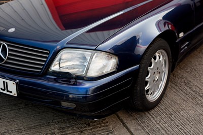 Lot 1996 Mercedes-Benz SL320