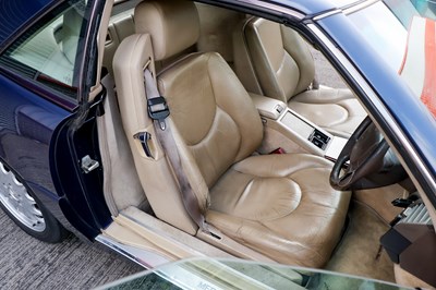 Lot 1996 Mercedes-Benz SL320
