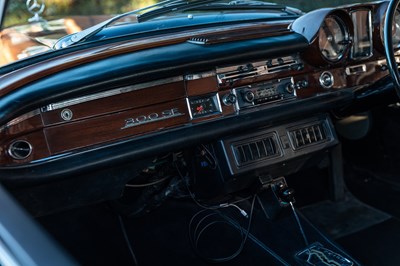 Lot 1965 Mercedes-Benz 300 SE Coupé