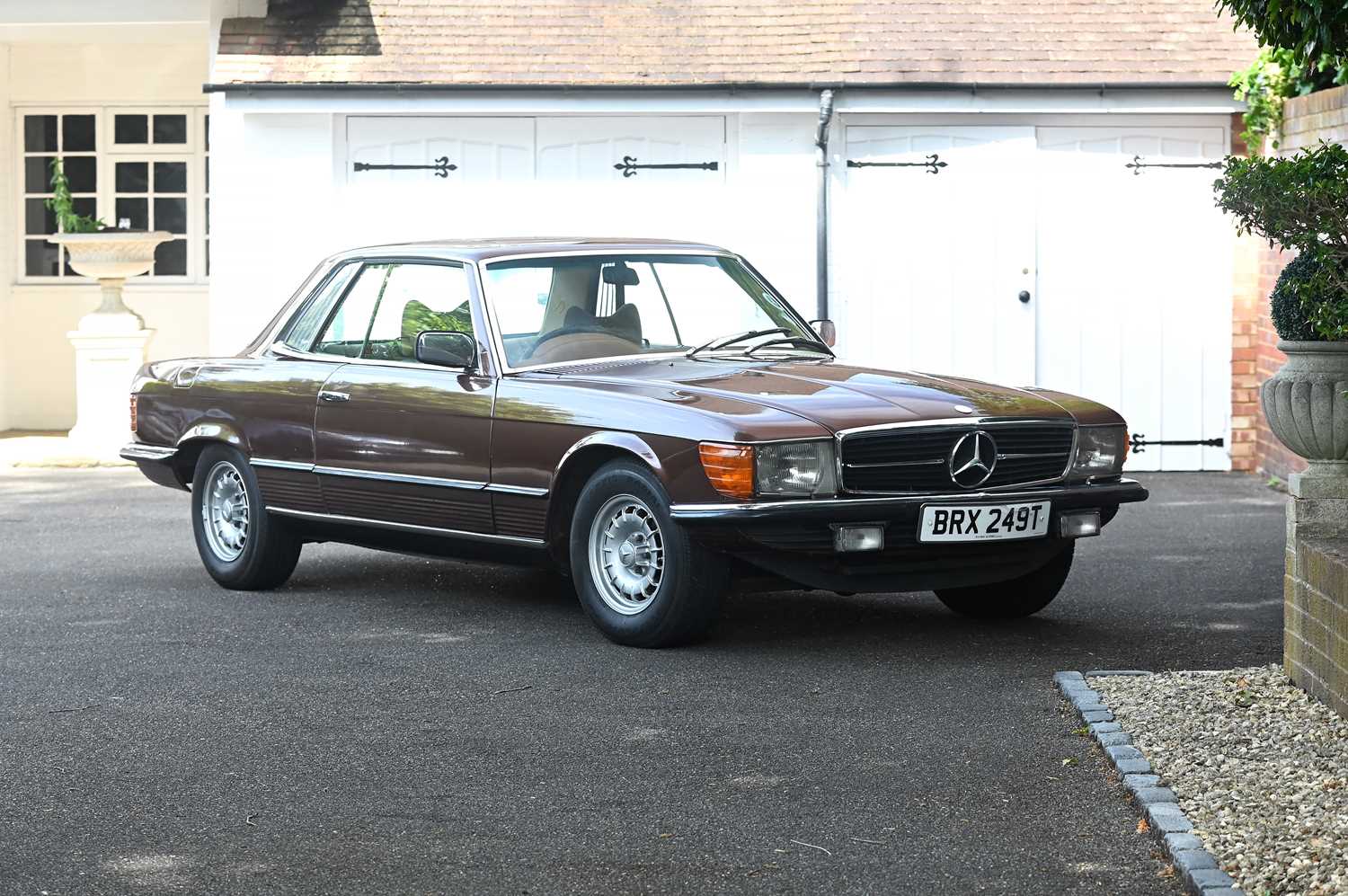 Lot 1978 Mercedes-Benz 450 SLC