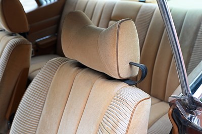 Lot 1978 Mercedes-Benz 450 SLC