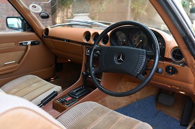 Lot 1978 Mercedes-Benz 450 SLC