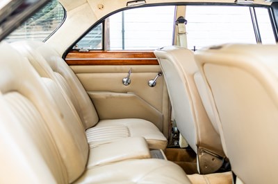 Lot 1972 Rover P5B Coupé
