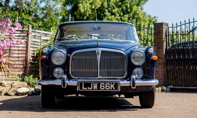 Lot 1972 Rover P5B Coupé