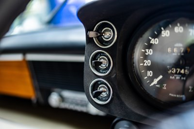 Lot 1972 Rover P5B Coupé