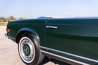 Lot 1968 Mercedes-Benz 280 SL Pagoda