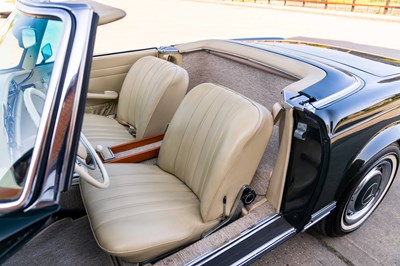 Lot 1968 Mercedes-Benz 280 SL Pagoda