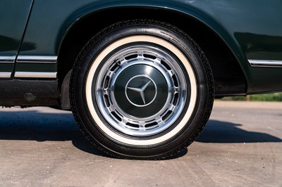 Lot 1968 Mercedes-Benz 280 SL Pagoda