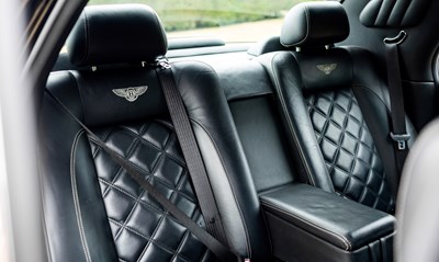 Lot 2005 Bentley Arnage T