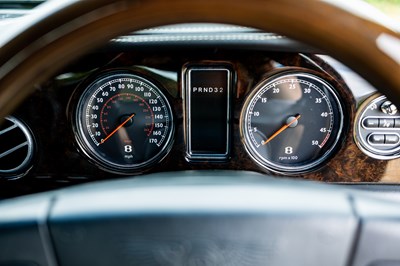Lot 2005 Bentley Arnage T