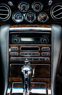 Lot 2005 Bentley Arnage T