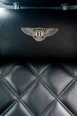 Lot 2005 Bentley Arnage T