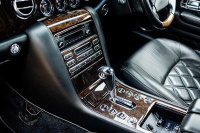 Lot 2005 Bentley Arnage T