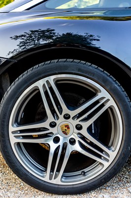 Lot 2010 Porsche 911/977 Targa 4