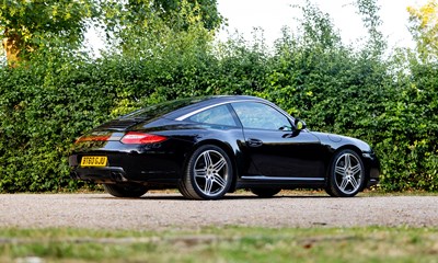 Lot 2010 Porsche 911/977 Targa 4