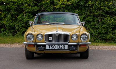 Lot 1976 Daimler Sovereign Coupé