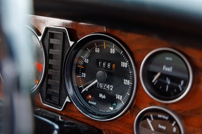 Lot 1976 Daimler Sovereign Coupé