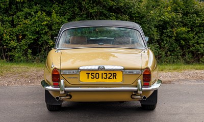 Lot 1976 Daimler Sovereign Coupé