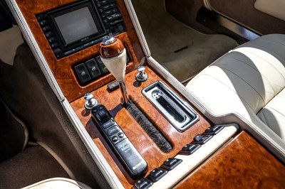Lot 1987 Aston Martin Lagonda Series III