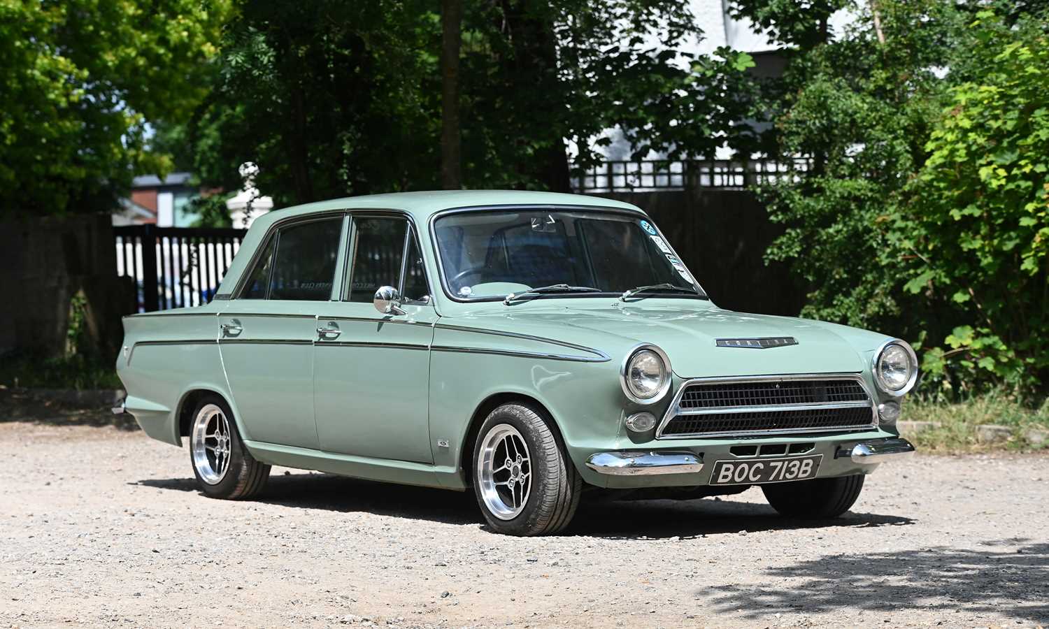 Lot 1964 Ford Cortina Super Restomod