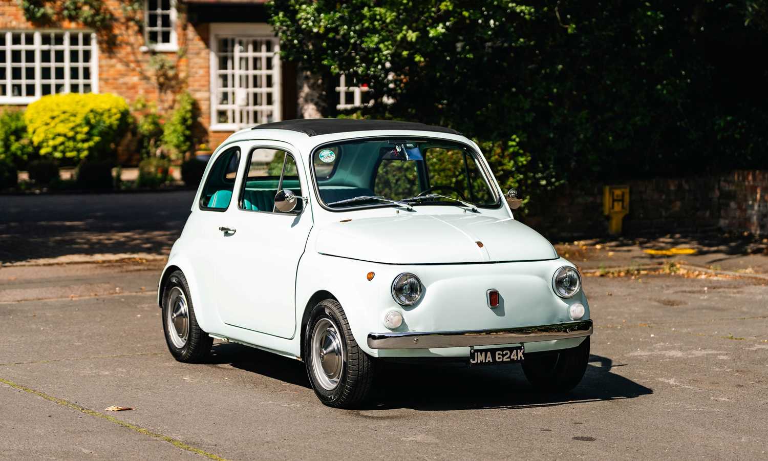 Lot 1972 Fiat 500 Lusso