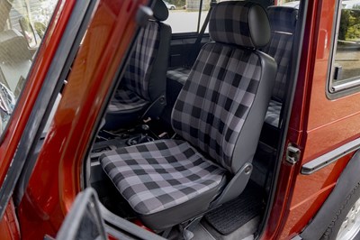 Lot 1990 Mercedes-Benz 280 GE