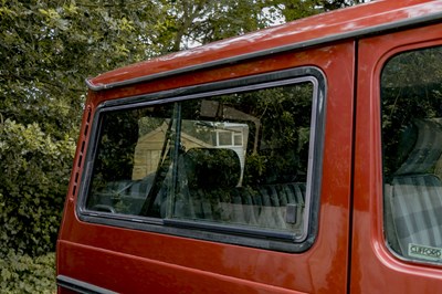 Lot 1990 Mercedes-Benz 280 GE
