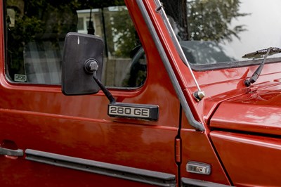 Lot 1990 Mercedes-Benz 280 GE