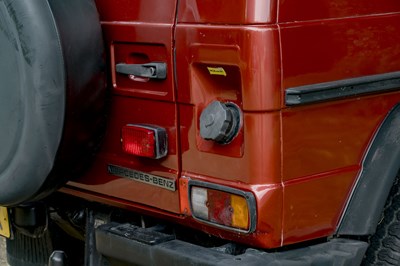 Lot 1990 Mercedes-Benz 280 GE