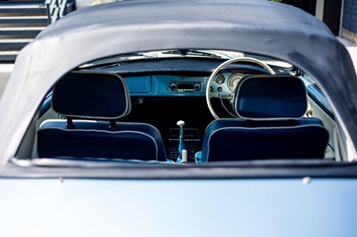 Lot 1971 Volkswagen Karmann Ghia Cabriolet