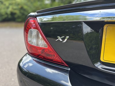 Lot 6 - 2009 Jaguar XJ 3.0 V6 Final Edition