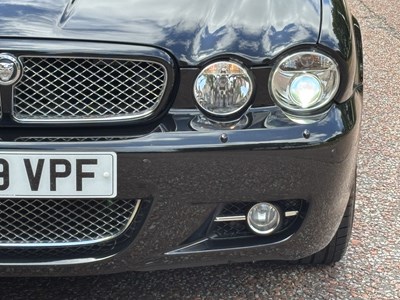 Lot 6 - 2009 Jaguar XJ 3.0 V6 Final Edition