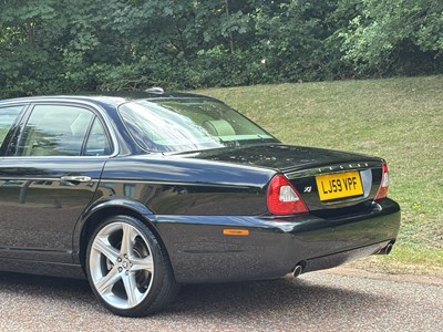 Lot 6 - 2009 Jaguar XJ 3.0 V6 Final Edition