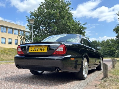 Lot 6 - 2009 Jaguar XJ 3.0 V6 Final Edition