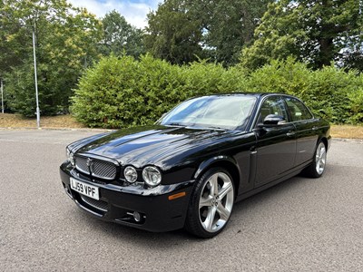 Lot 6 - 2009 Jaguar XJ 3.0 V6 Final Edition