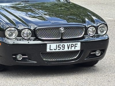 Lot 6 - 2009 Jaguar XJ 3.0 V6 Final Edition