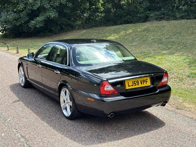 Lot 6 - 2009 Jaguar XJ 3.0 V6 Final Edition