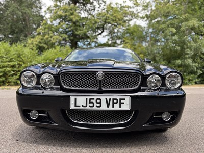 Lot 6 - 2009 Jaguar XJ 3.0 V6 Final Edition